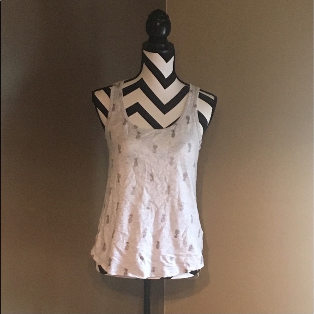 Pineapple Tank Top Size Medium - image 2